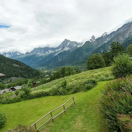 APARTMENT REFUGE DE BELLACHAT - Alpes Travel - Les Houches - Sleeps 4 Extérieur photo